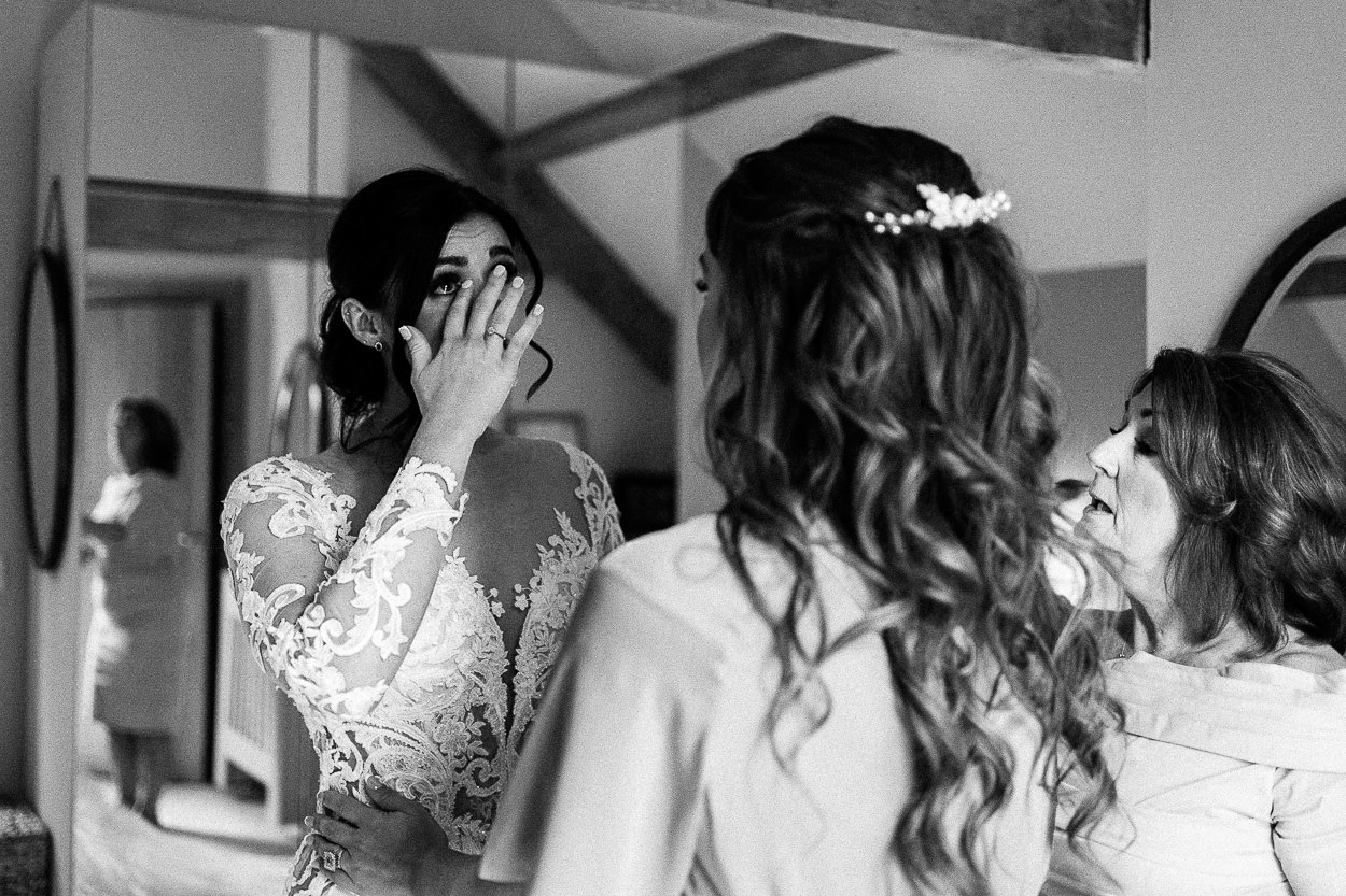SANT FFRAED HOUSE WEDDING PHOTOGRAPHY 016 SANT FFRAED HOUSE WEDDING PHOTOGRAPHY 016